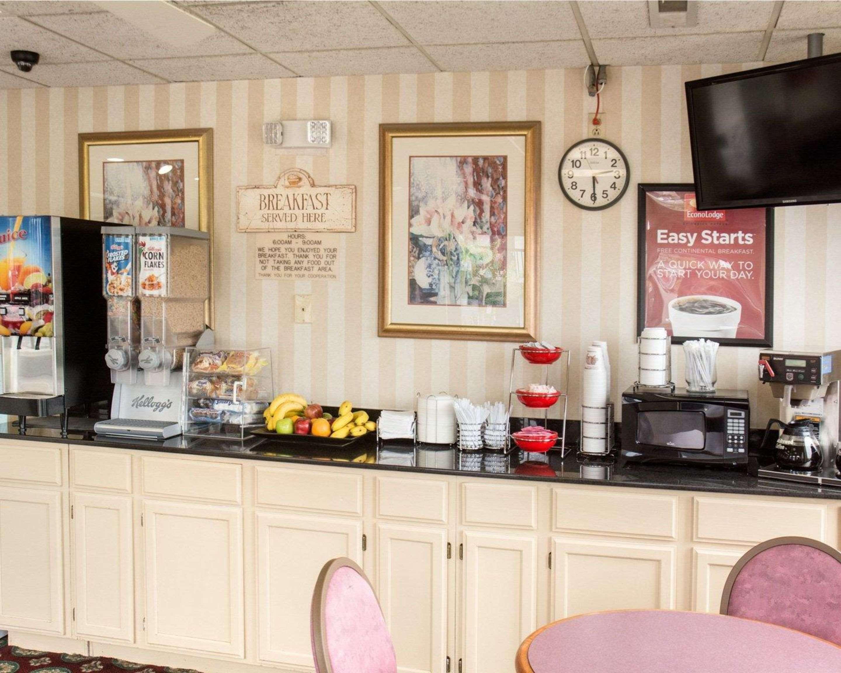 Econo Lodge Chesapeake Route 13 And I-464 Экстерьер фото