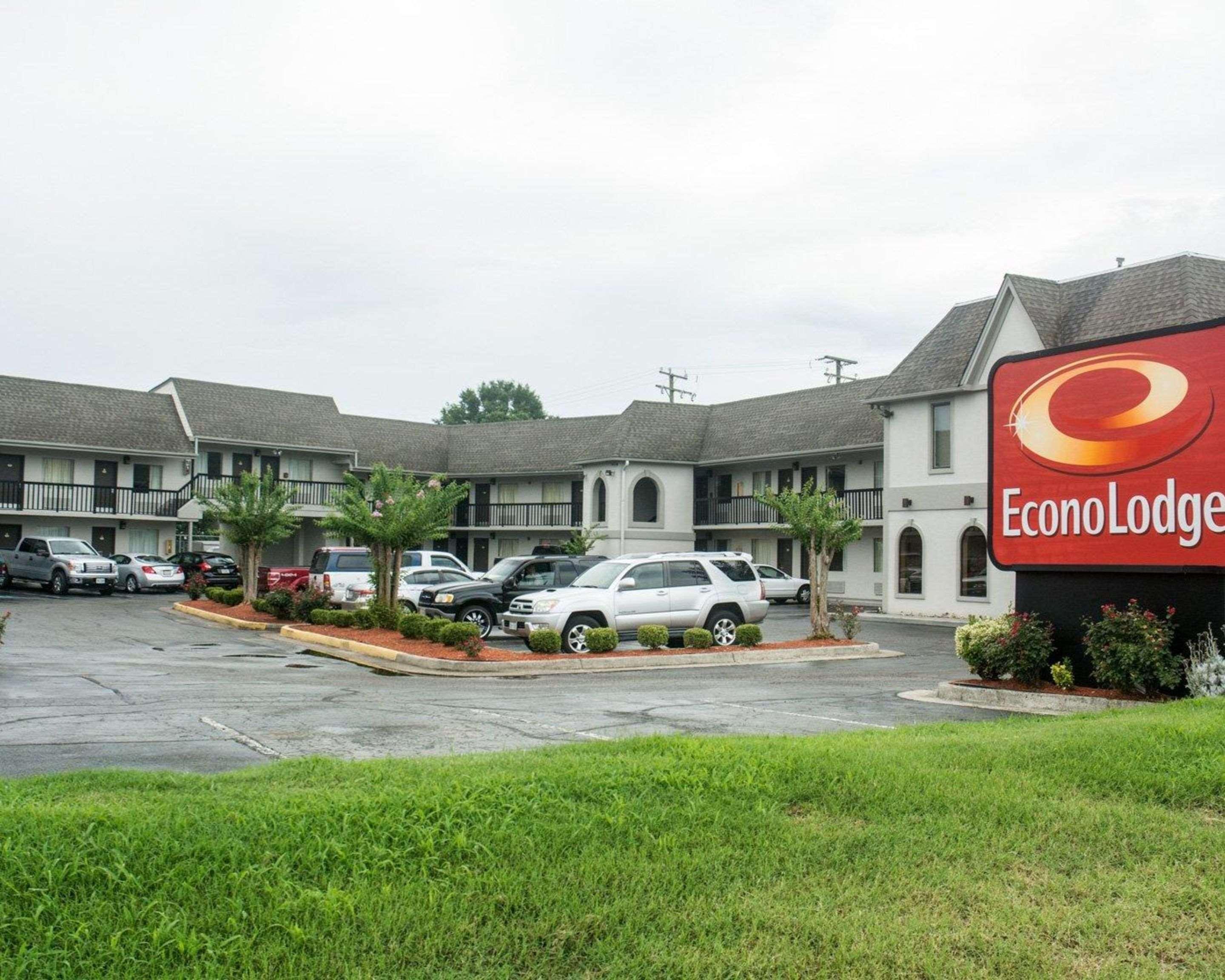 Econo Lodge Chesapeake Route 13 And I-464 Экстерьер фото